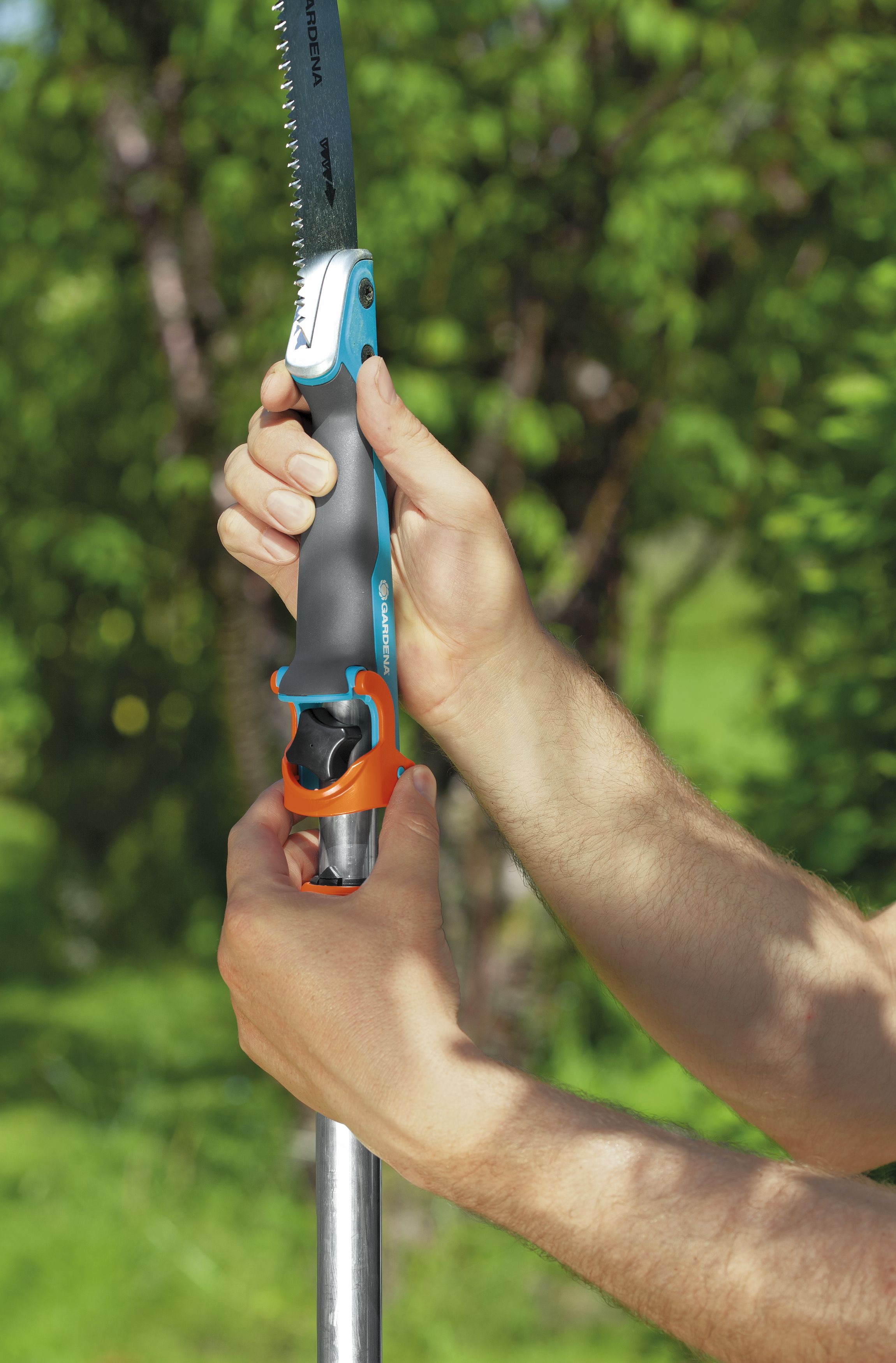 Sierra curvada con gancho 556 combisystem 300 PP