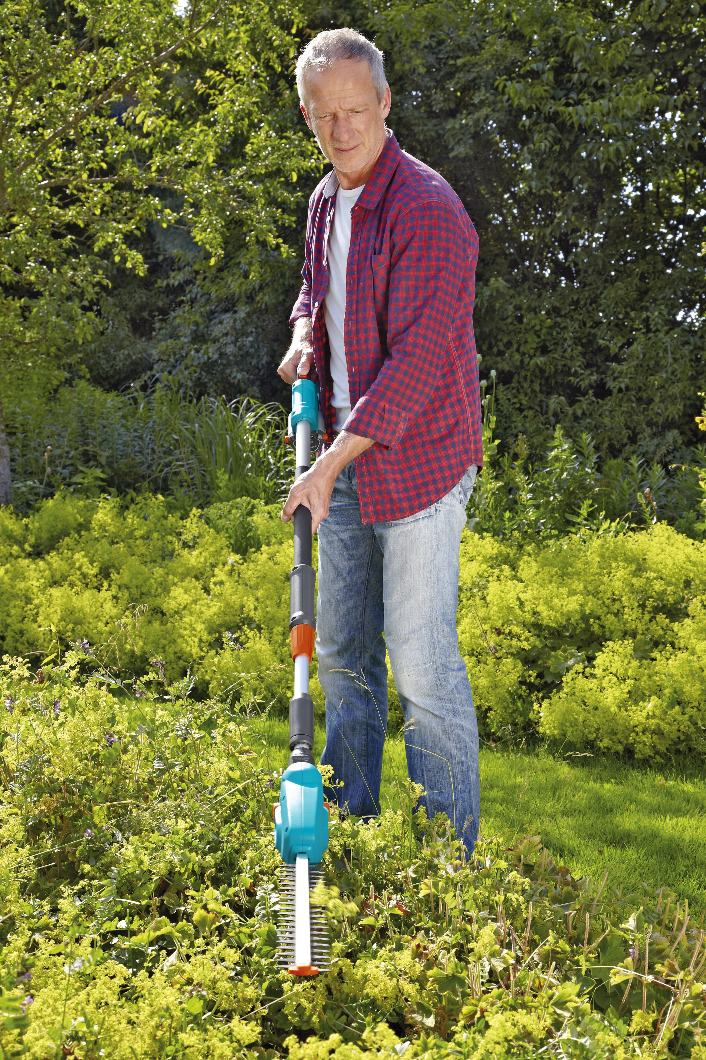 Recortasetos telecópico con Accu THS Li 18/42