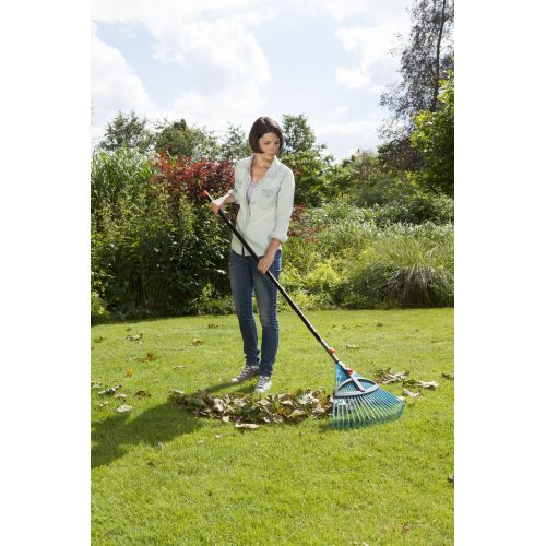 Promo escoba plástico graduable Combisytem con mango 130 cm