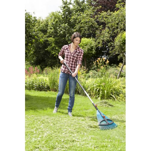 Promo escoba plástico graduable Combisytem con mango 130 cm