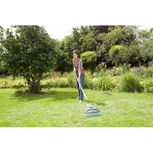 Promo escoba plástico graduable Combisytem con mango 130 cm