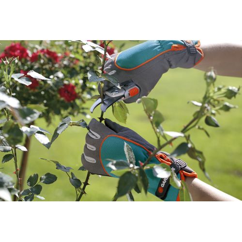 Guantes para el cuidado de arbustos GARDENA. Talla 7 / S