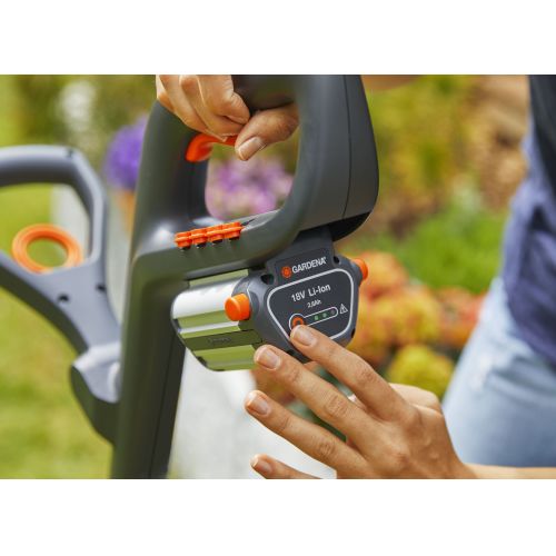 Cortabordes a batería EasyCut Li-18/23
