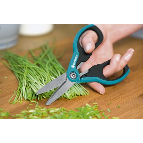 Tijeras multiuso GARDENA. Taejeta informativa