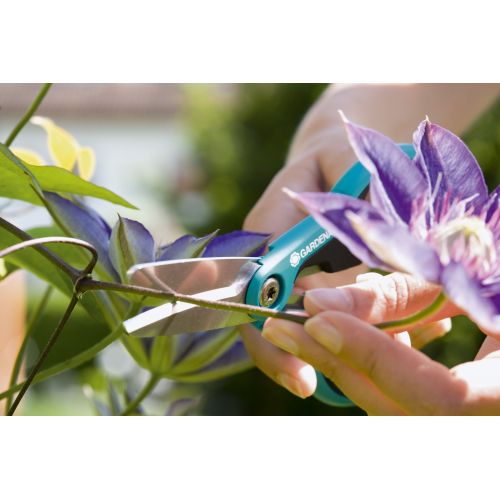 Tijeras multiuso GARDENA. Taejeta informativa