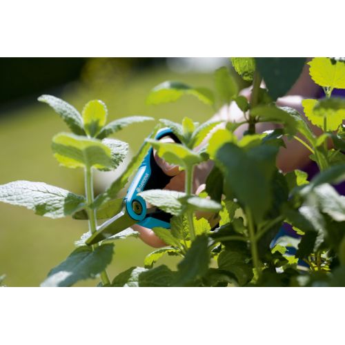 Tijeras multiuso GARDENA. Taejeta informativa
