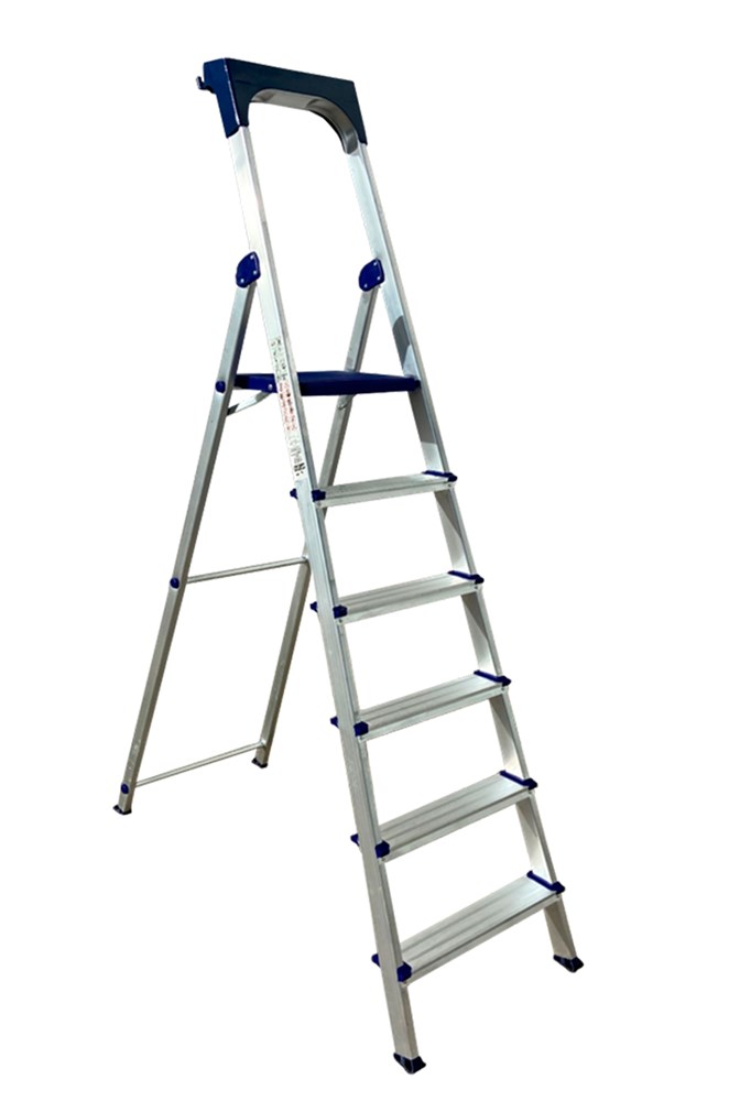 Escalera de aluminio anodizado con bandeja portaherramientas y peldaños de 8 cm. 3 peld