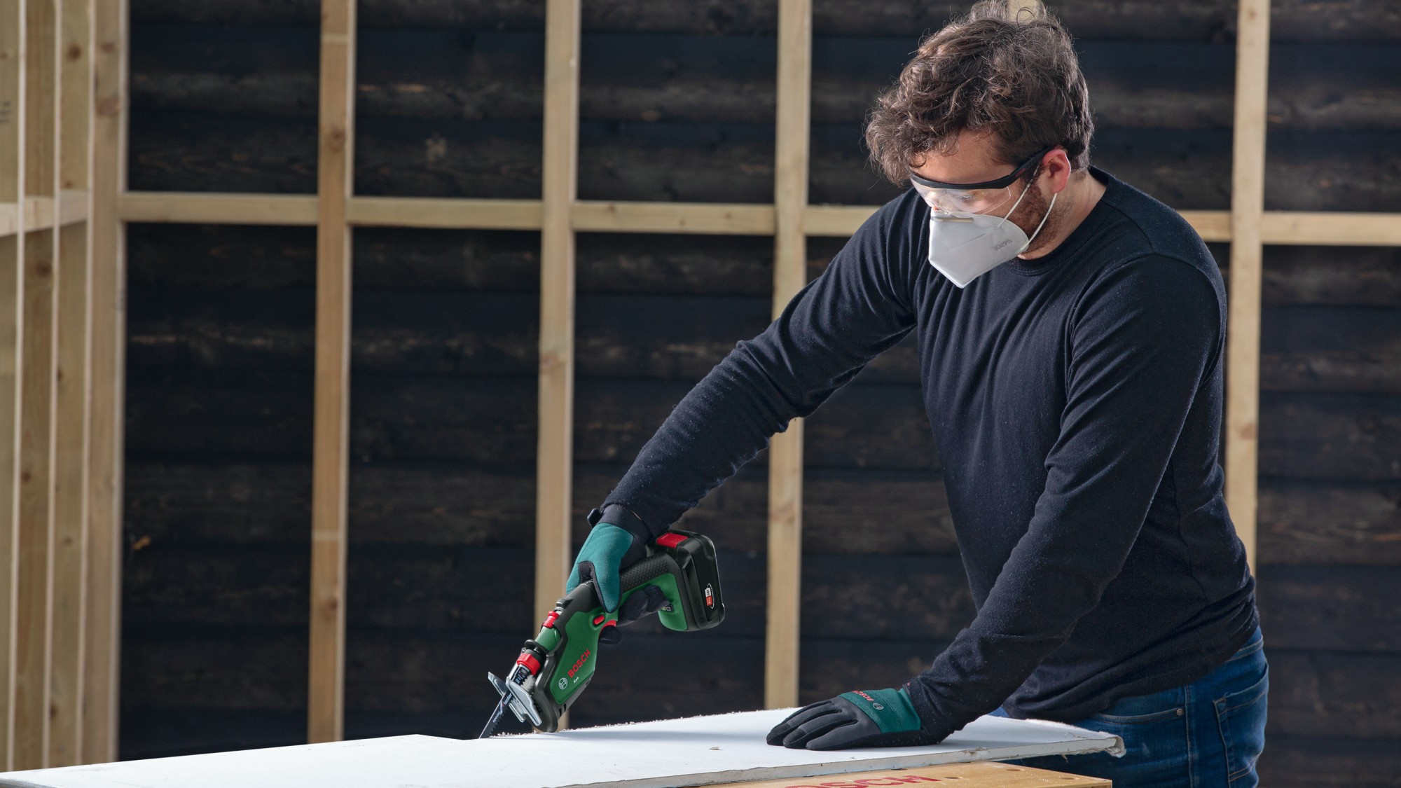 Sierra de jardín a batería KEO