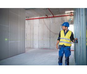 Bosch Professional láser de 3 puntos GPL 3 G (láser verde, alcance: hasta 30 m, estuche)