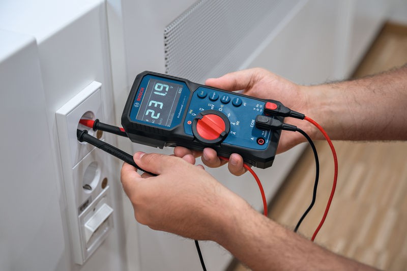 Multímetro digital GDM 600-15