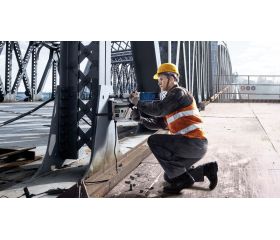 Taladro sin percusión con base magnética GBM 50-2