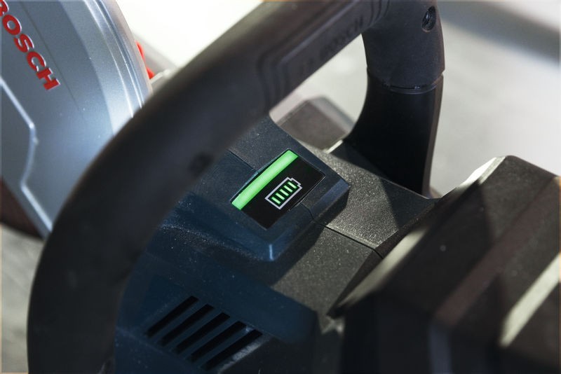 Cortar y amolar sin cables GCS 18V-230