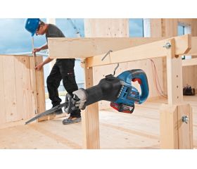 Sierra sable de batería GSA 18V-32