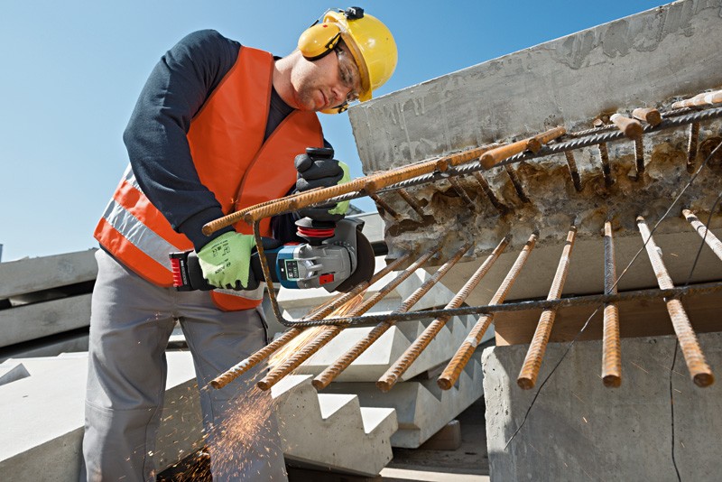 Miniamoladora a batería GWS 18V-10 SC