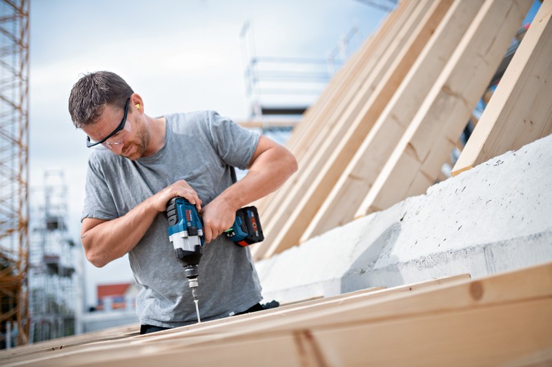 Atornillador de impacto a batería GDS 18V-1000