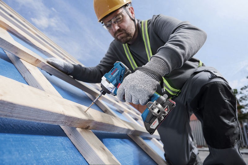 Atornillador de impacto a batería GDR 18V-215