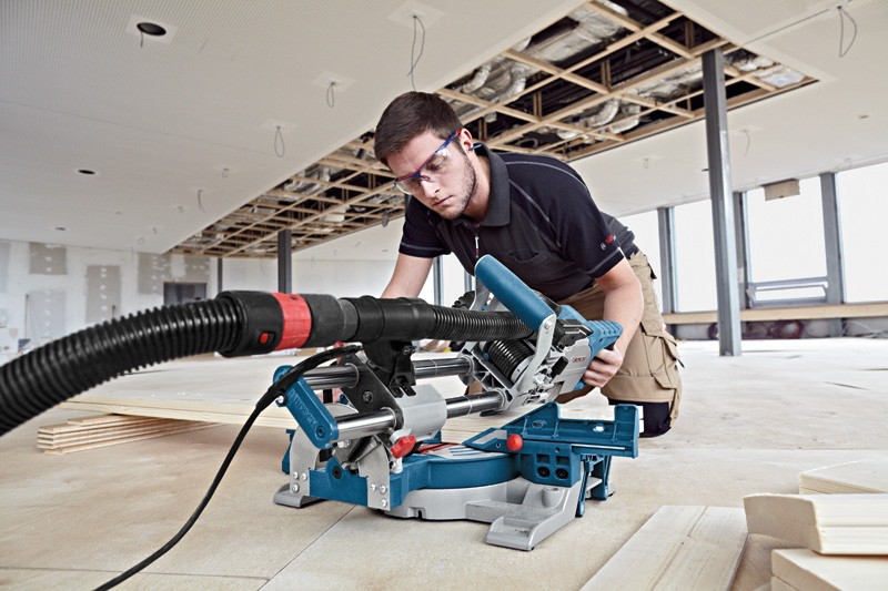 Ingletadora telescópica GCM 8 SJL