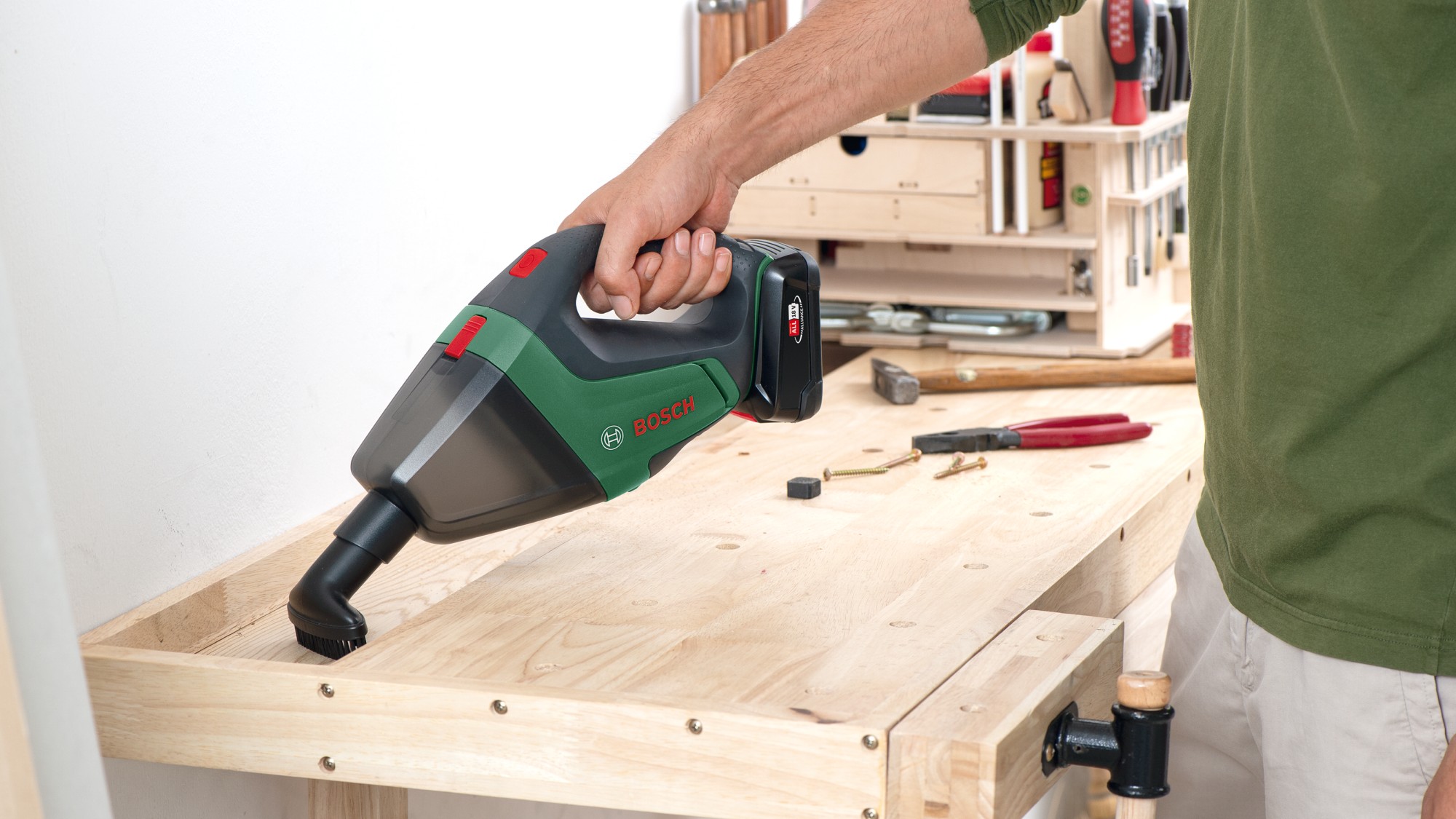 Aspirador a batería UniversalVac 18