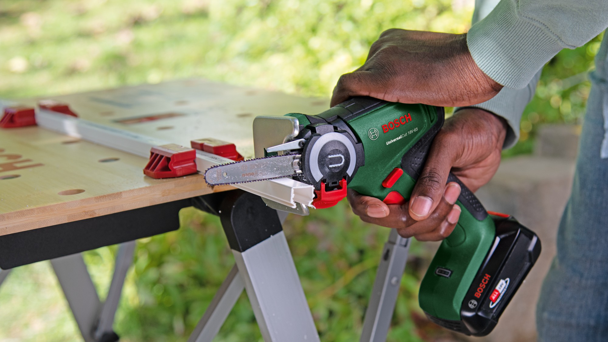 Sierra a batería NanoBlade UniversalCut 18V-65