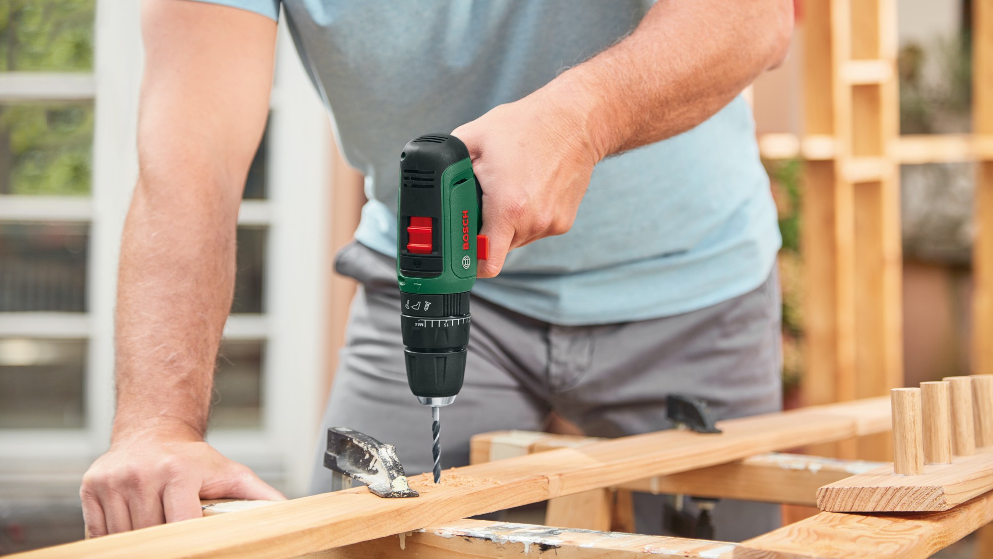 Atornillador a batería EasyImpact 1200