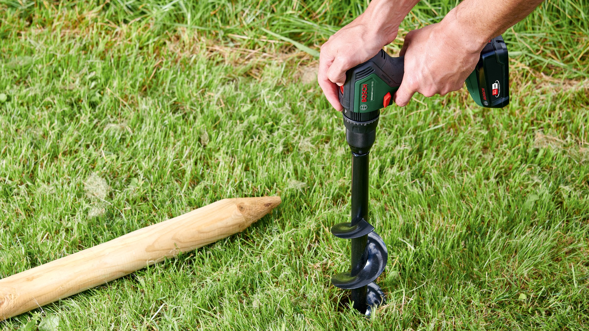 Taladradora de percusión con batería UniversalImpact 18V-60