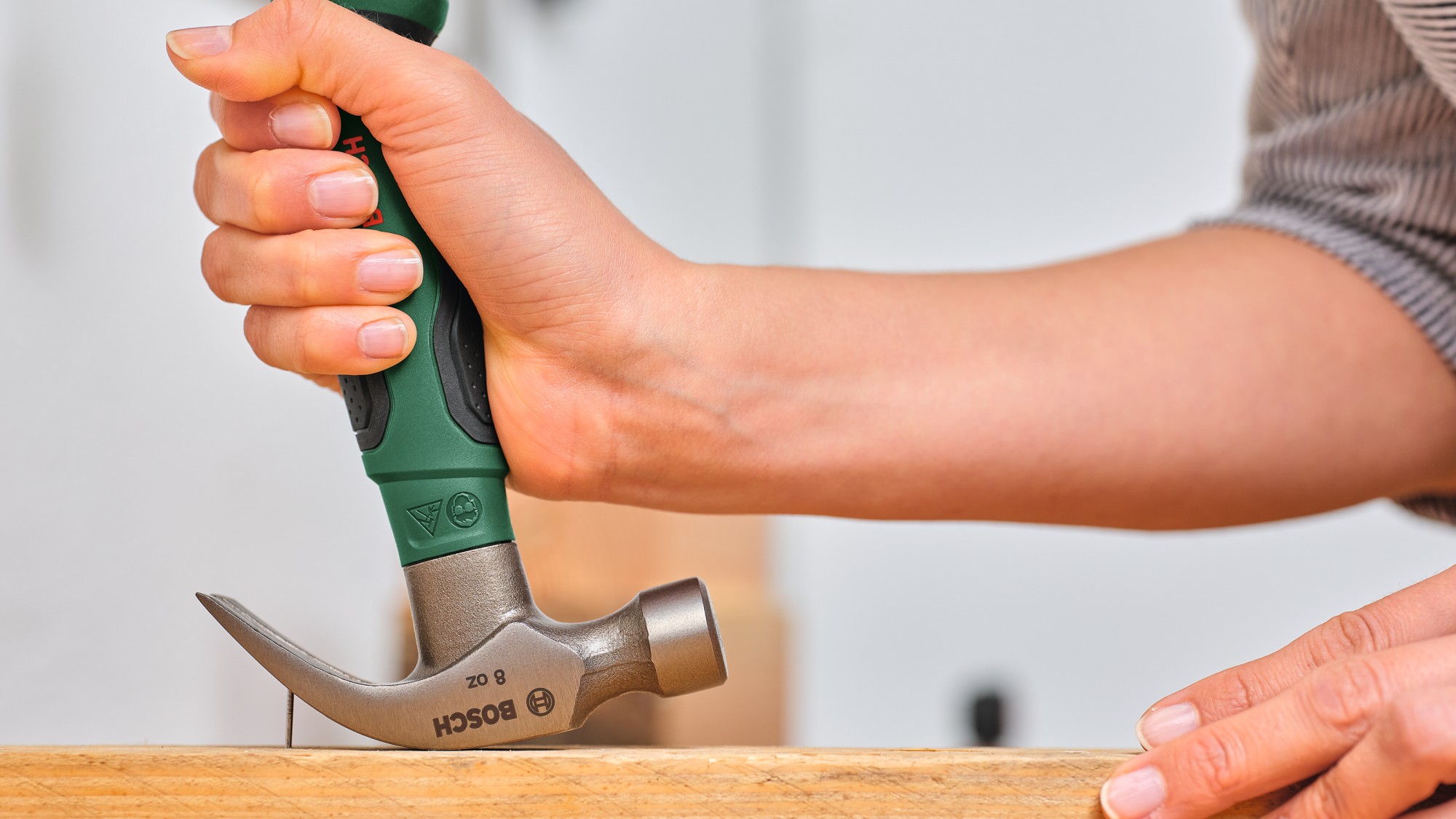 Martillo con garra de 225 g / 8 oz