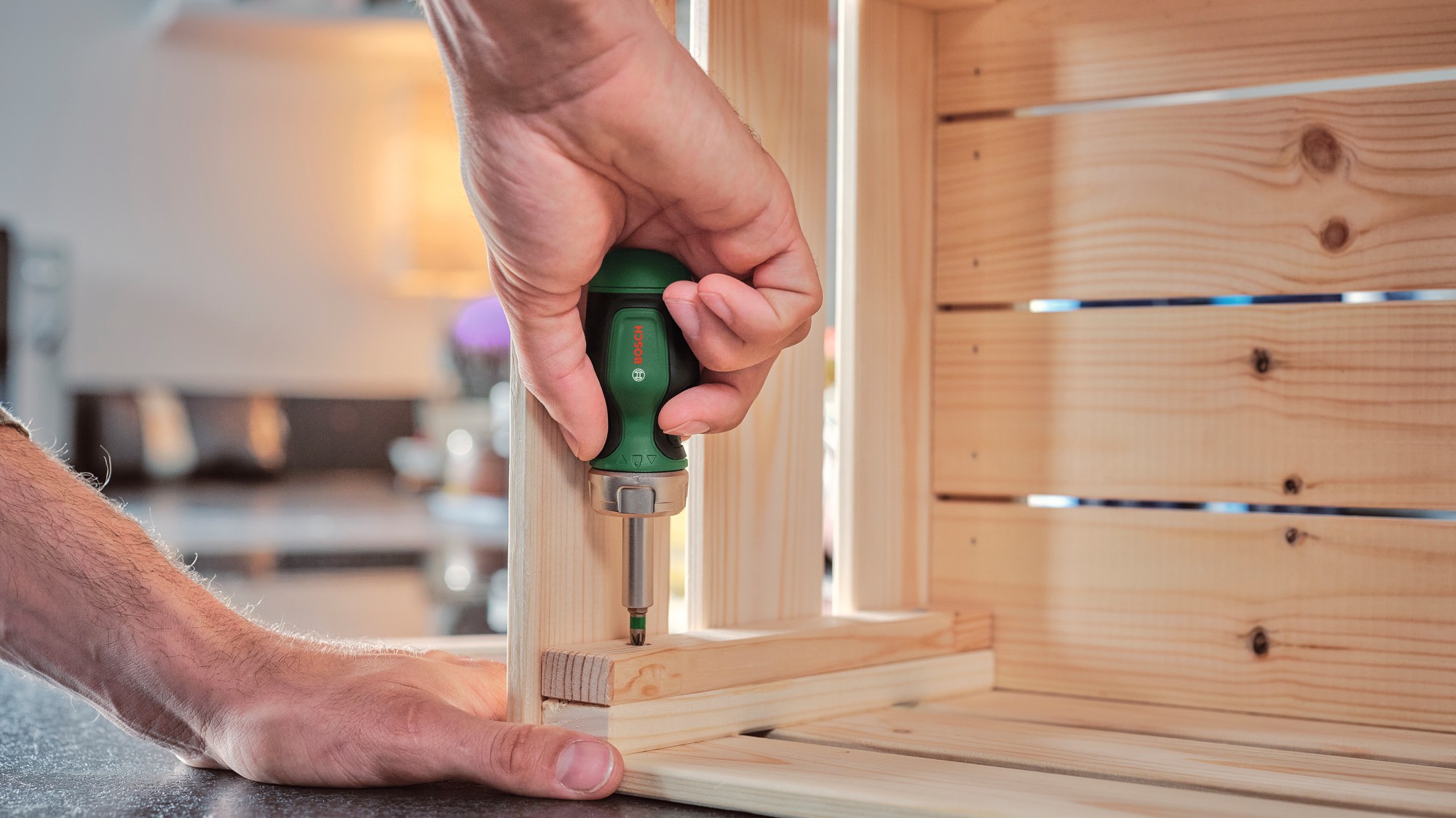 Destornillador de trinquete de puntas corto + 6 puntas