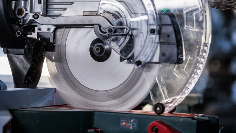 Hoja de sierra circular PRO Aluminium cordless, 216 x 2,2 x 30 mm