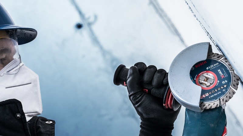 Disco de corte de diamante EXPERT MultiMaterial X-LOCK de 125 x 22,23 x 2,4 x 12 mm