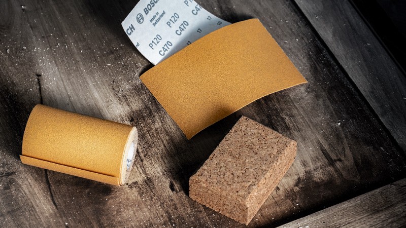 Rollo de papel de lija EXPERT C470 para lijado manual de 115 mm x 50 m, G 240