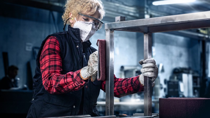 Rollo de vellón EXPERT N880 para lijado manual de 100 mm x 10 m, multiuso