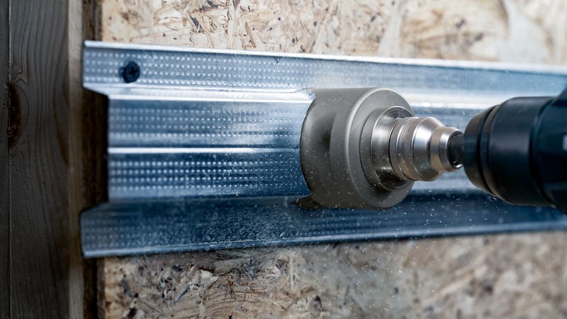 Sierra de corona PRO Multi Material, 146 mm, roscada