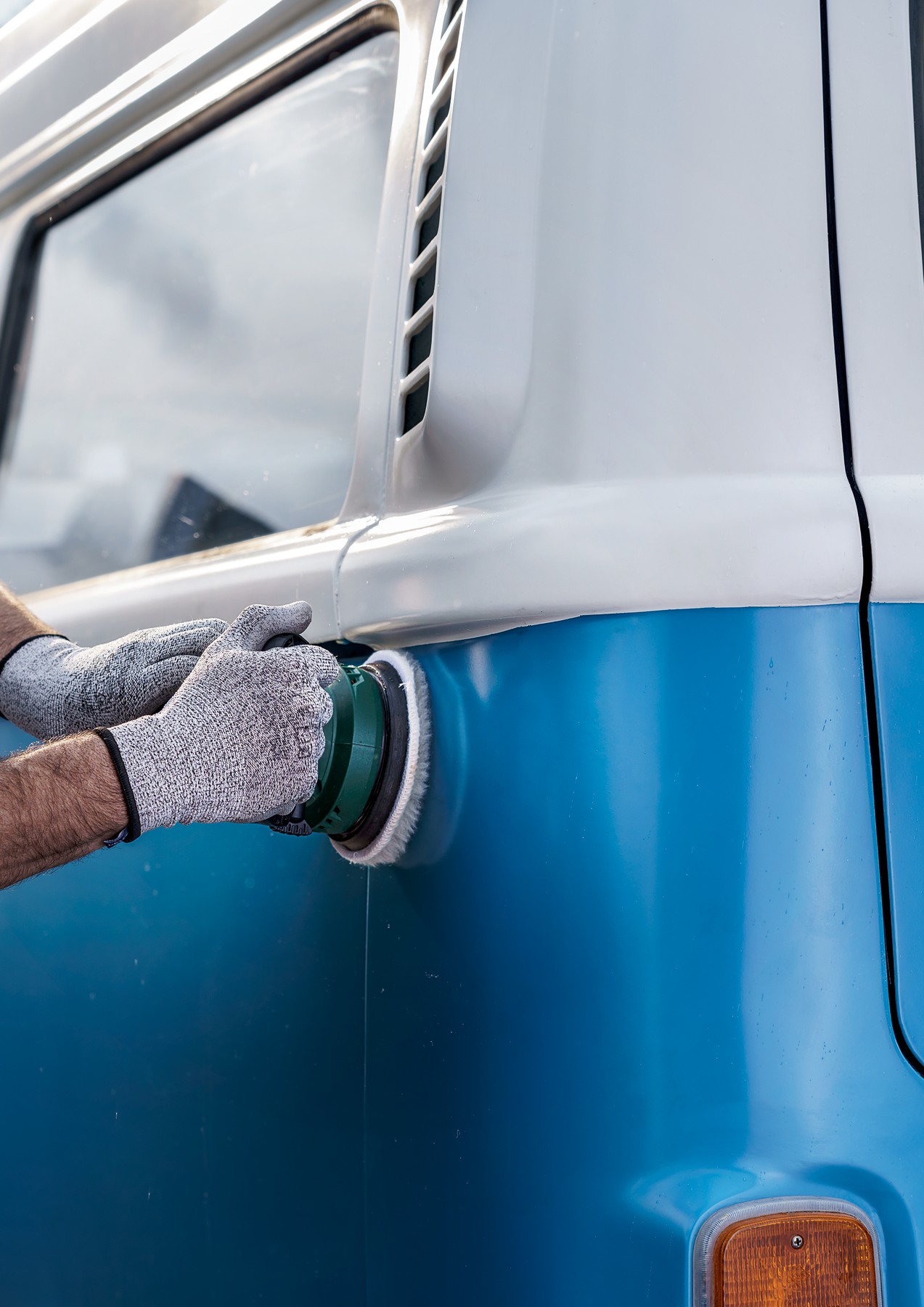 Caperuza de lana de oveja para lijadoras excéntricas. Cierre por contacto