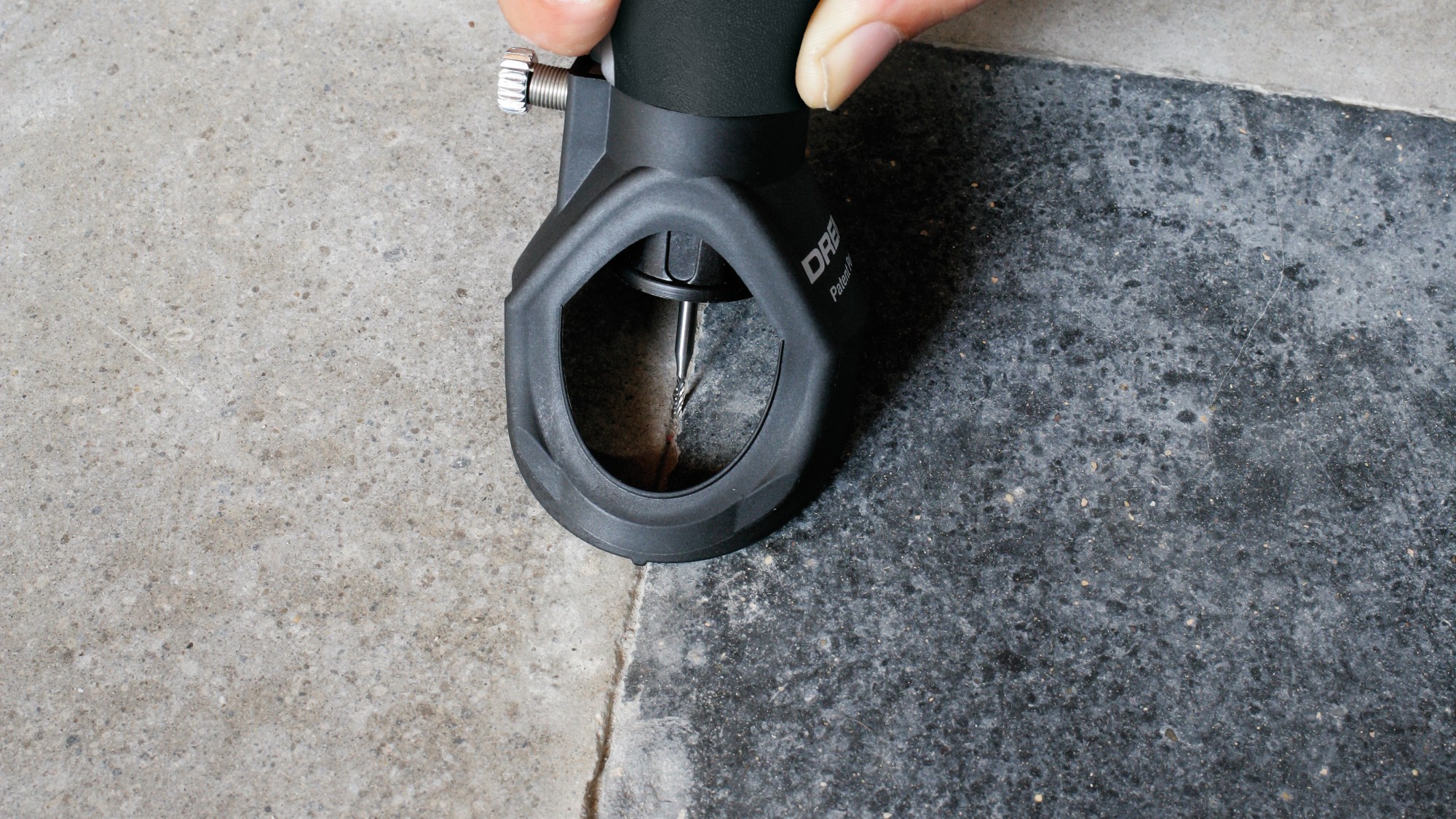 Kit para quitar lechada en paredes y suelos DREMEL 568