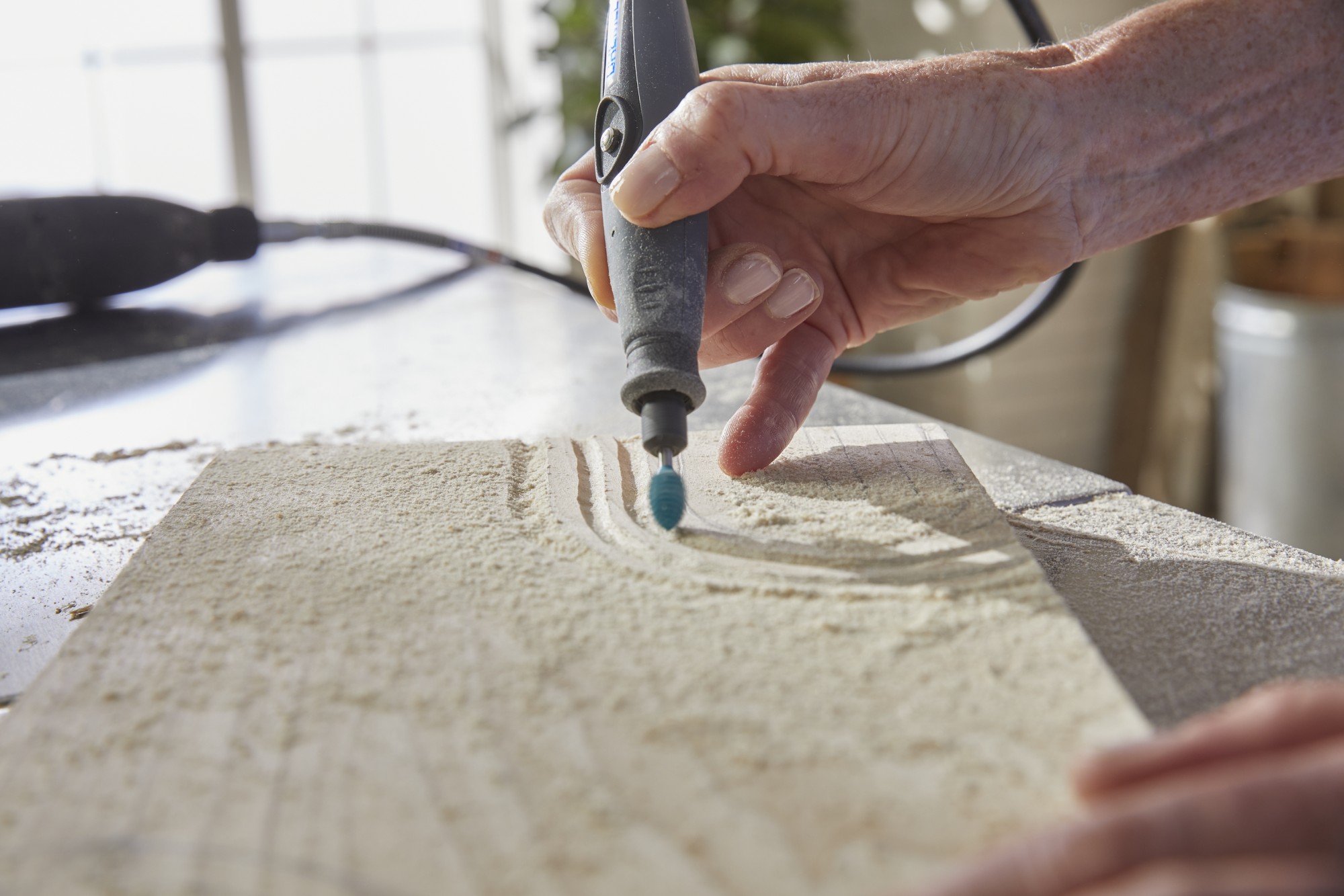 Broca de tallado Dremel MAX 9953 Power Carving, 9,5 mm forma de llama