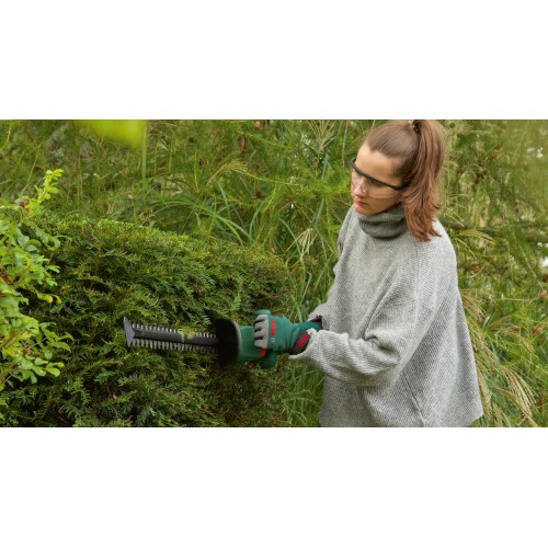 Tijeras cortasetos a batería EasyHedgeCut 18V-52-13