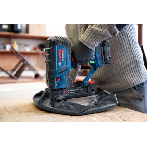 Grapadora de madera a batería GTH 18V-38 M