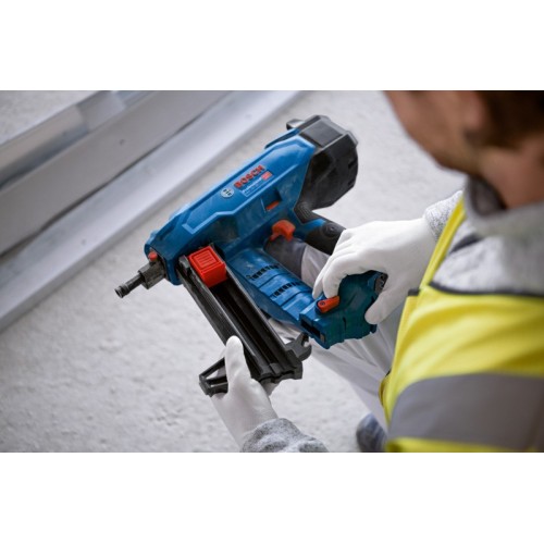 Clavadora para hormigón a batería GNB 18V-38