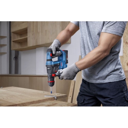 Martillo perforador a batería con ONECHUCK GBH 18V-18 X