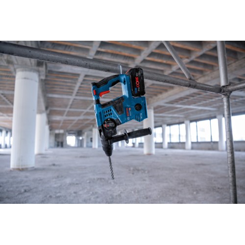Martillo perforador SDS plus a batería GBH 18V-28 CF + GDE
