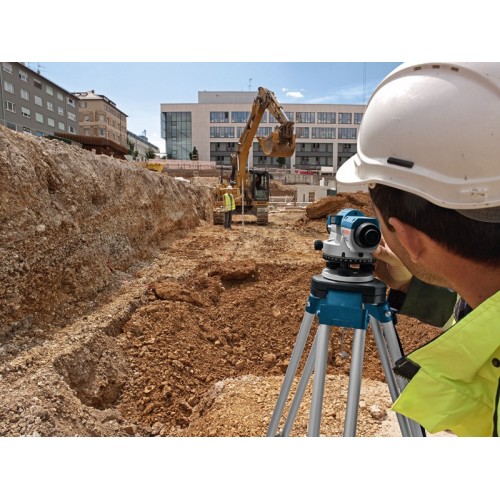 Bosch Professional Nivel Óptico GOL 20 G (aumento 20x, BT 260, GR 500, unidad de medida: 400 Gon, alcance: hasta 60 m, en maletín de transporte)