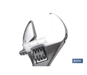 LLAVE AJUSTABLE MOLETA CENTRAL COMFORT 6