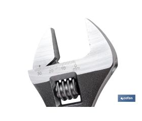 LLAVE AJUSTABLE 1000 V MOLETA CENTRAL 8