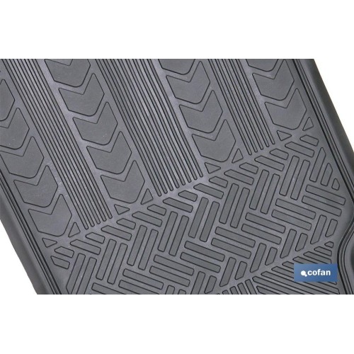 JUEGO DE ALFOMBRILLAS DE PVC PARA AUTOMÓVIL 4 UDS.
