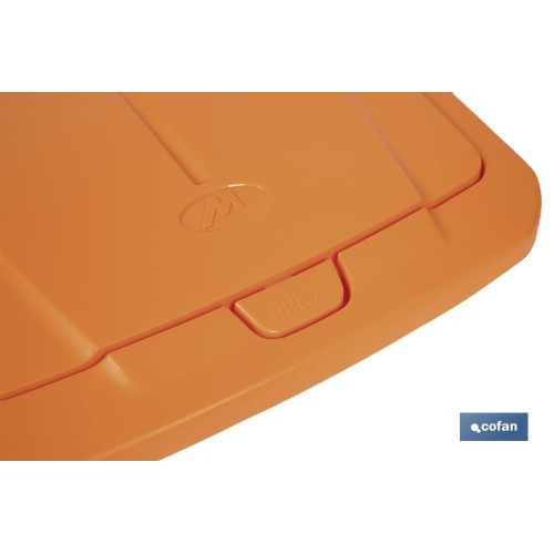 CUBO DE BASURA PARA RECICLAR 45 LITROS  COLOR NARANJA 36.5 X 36 X 51  CM