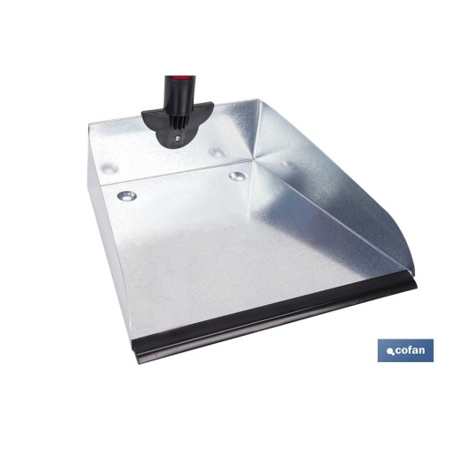 RECOGEDOR METALICO GALVANIZADO CON GOMA Y MANGO 83 X 24 CM
