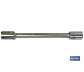 LLAVE DE CRUZ 27 X 30 X 400 MM