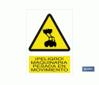 ¡Peligro! maquinaria pesada en movimiento