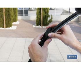 ESCOBILLA LIMPIAPARABRISAS FLEXIBLE 22” 55CM