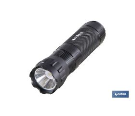 ARRANCADOR DE BATERIAS CON LINTERNA